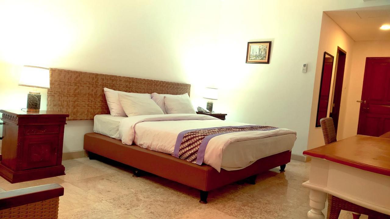 Puri Lovina Hotel Ngoại thất bức ảnh