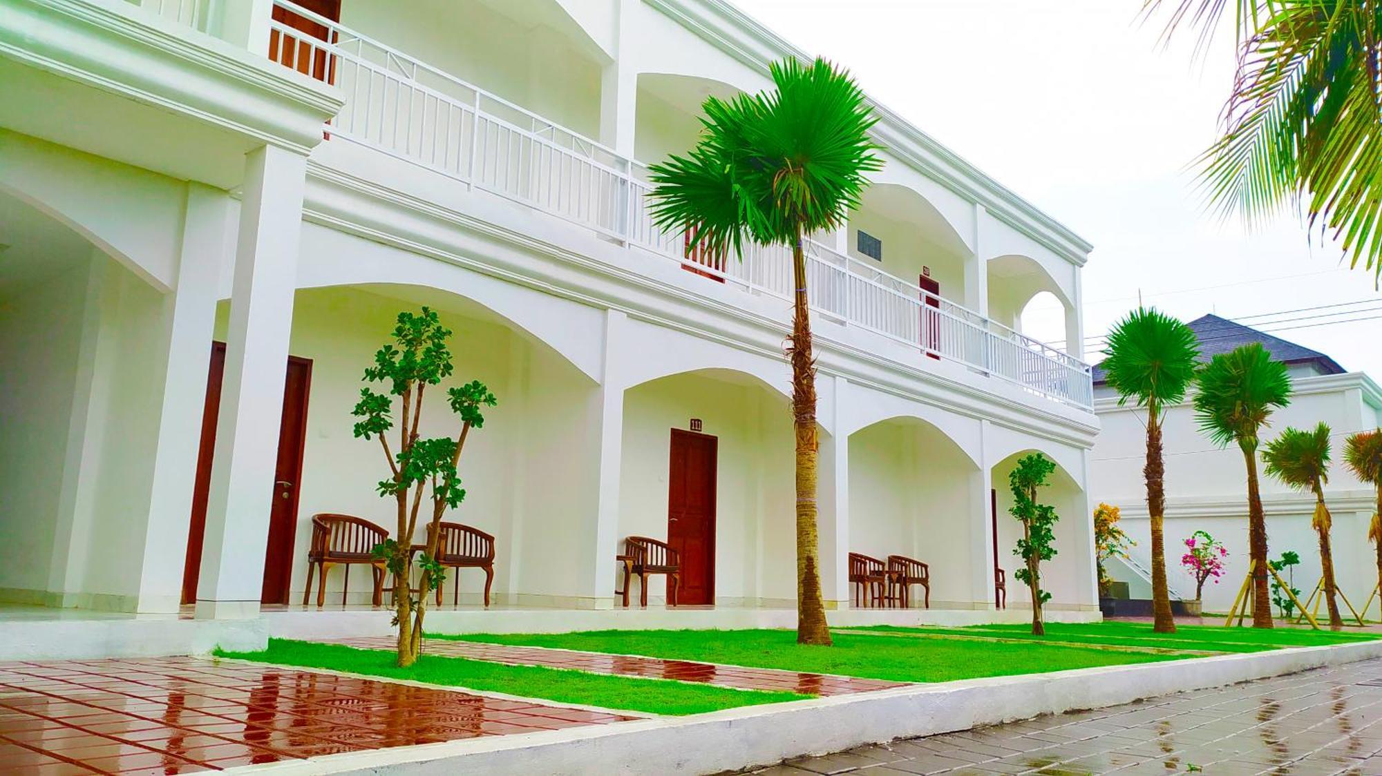Puri Lovina Hotel Ngoại thất bức ảnh