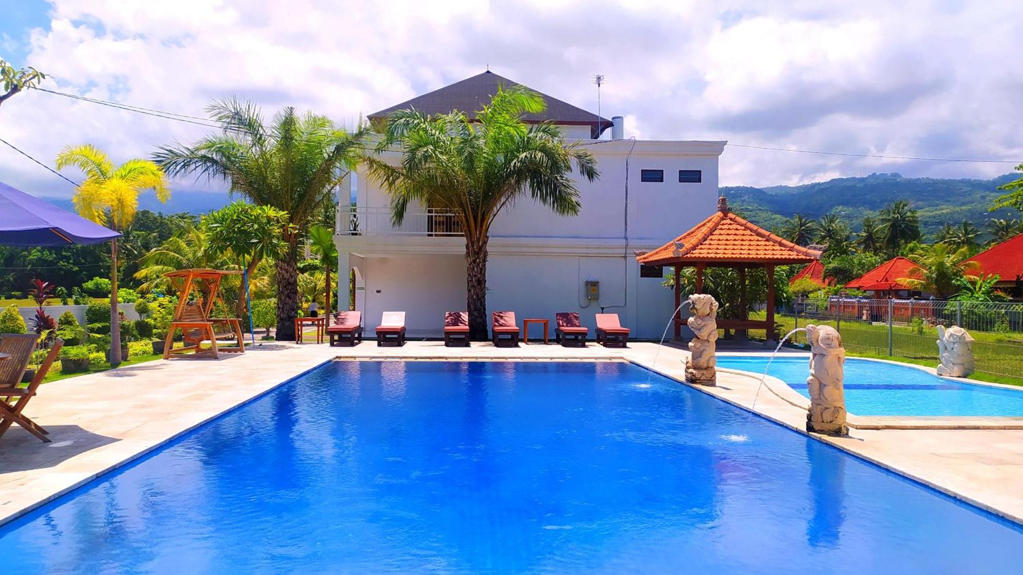 Puri Lovina Hotel Ngoại thất bức ảnh