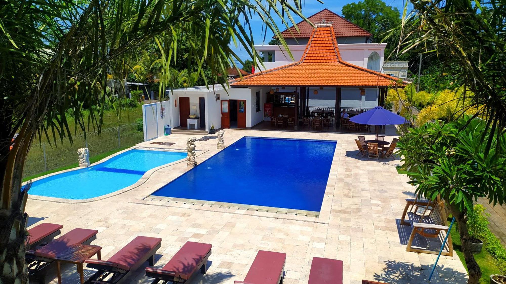 Puri Lovina Hotel Ngoại thất bức ảnh