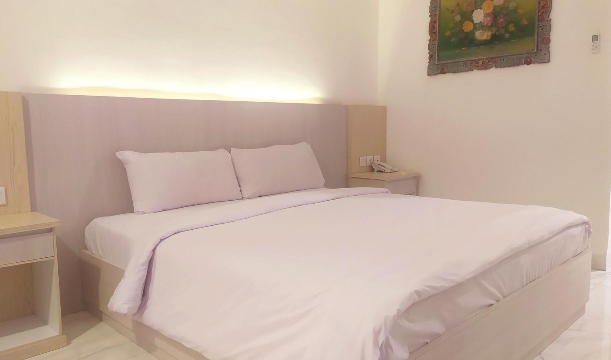 Puri Lovina Hotel Ngoại thất bức ảnh