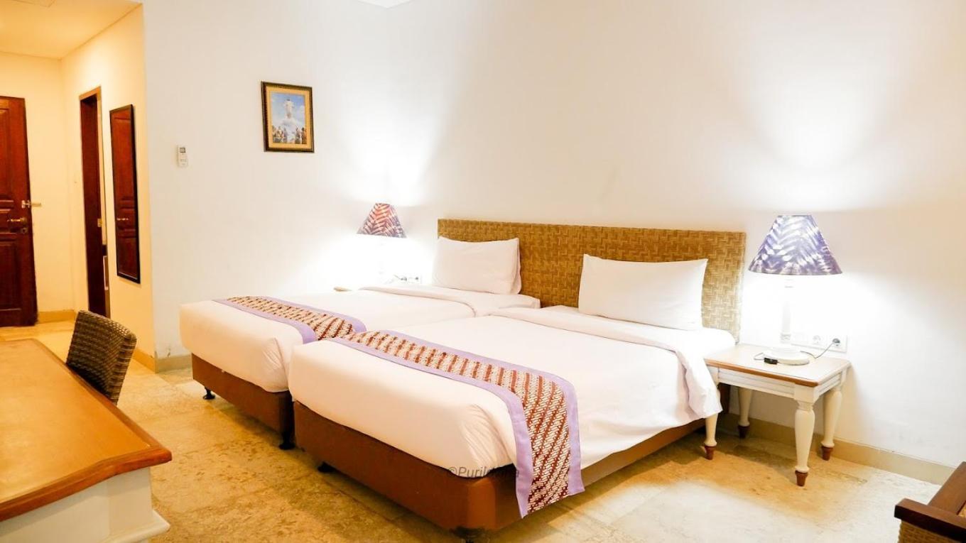 Puri Lovina Hotel Ngoại thất bức ảnh